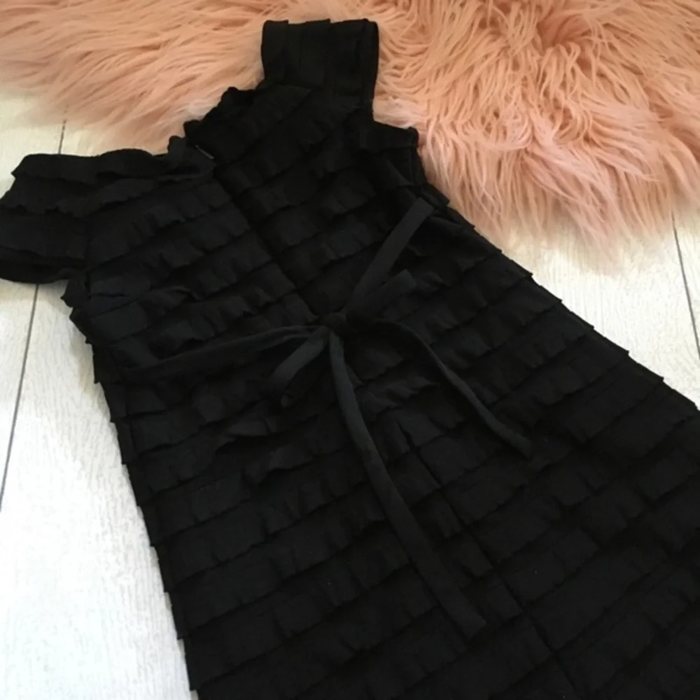 🌸3/$30🌸 Black Sweet Heart Rose dress 👗